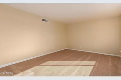 2705 W Summit Place, Chandler, AZ 85224 - Photo 8