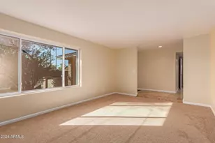 2705 W Summit Pl, Chandler, AZ 85224 - Photo 6
