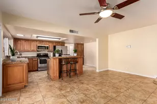 2705 W Summit Pl, Chandler, AZ 85224 - Photo 12