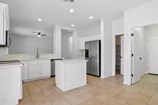 2575 W Amber Sun Dr, Phoenix, AZ 85085 - Photo 22