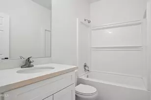 2575 W Amber Sun Dr, Phoenix, AZ 85085 - Photo 14