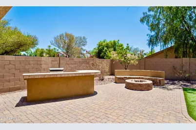2575 W Amber Sun Drive, Phoenix, AZ 85085 - Photo 38