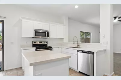 2575 W Amber Sun Drive, Phoenix, AZ 85085 - Photo 24