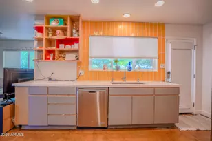 351 E Encanto Dr, Tempe, AZ 85281 - Photo 10