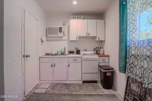 351 E Encanto Dr, Tempe, AZ 85281 - Photo 32