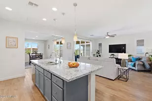 13272 W Montansoro Ln, Peoria, AZ 85383 - Photo 4
