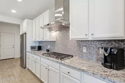 13272 W Montansoro Lane, Peoria, AZ 85383 - Photo 8