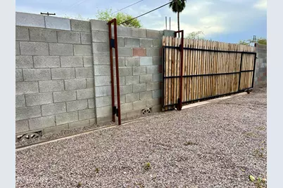 2914 N 49th Avenue, Phoenix, AZ 85031 - Photo 22