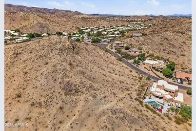2473 E Glenhaven Drive #9, Phoenix, AZ 85048 - Photo 10