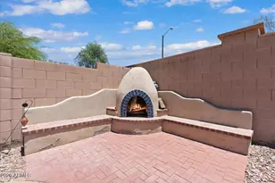 13585 S 175th Dr, Goodyear, AZ 85338 - Photo 16