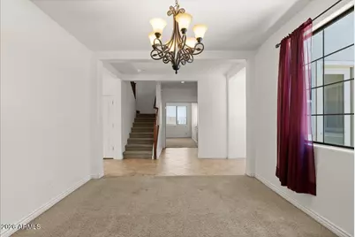 13585 S 175th Drive, Goodyear, AZ 85338 - Photo 6