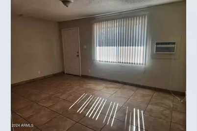 2139 W Glenrosa Avenue #Apt 2, Phoenix, AZ 85015 - Photo 2