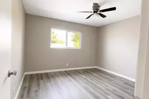2433 S Evergreen Rd, Tempe, AZ 85282 - Photo 12