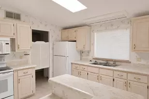 33623 N 225th Ave, Wittmann, AZ 85361 - Photo 8