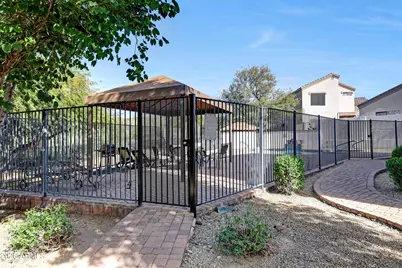 2950 W Louise Drive #206, Phoenix, AZ 85027 - Photo 8