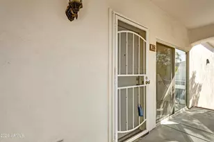 2950 W Louise Dr, Phoenix, AZ 85027 - Photo 2