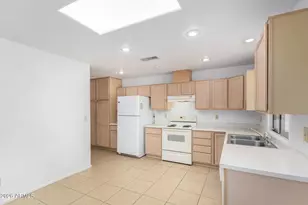 2118 E Carson Dr, Tempe, AZ 85282 - Photo 12