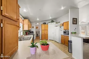 26748 N 187th Ave, Wittmann, AZ 85361 - Photo 14