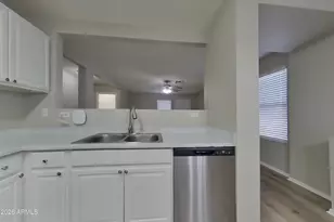 11514 W Wethersfield Rd, El Mirage, AZ 85335 - Photo 22