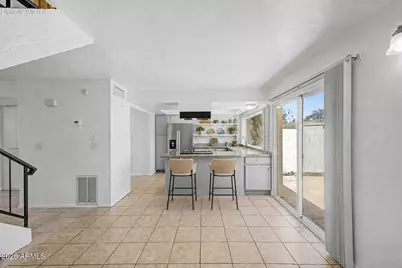 2046 W Hazelwood Parkway, Phoenix, AZ 85015 - Photo 4