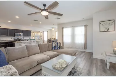 37157 W Capri Avenue, Maricopa, AZ 85138 - Photo 12