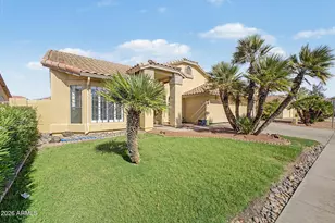 10910 W Ashbrook Pl, Avondale, AZ 85392 - Photo 2