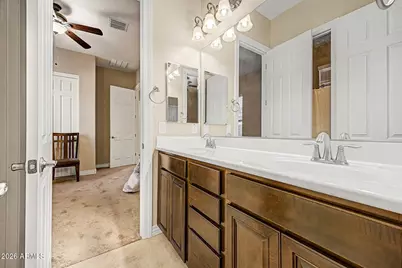 18468 W Paradise Lane, Surprise, AZ 85388 - Photo 20