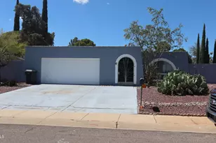 956 Ocotillo Dr, Sierra Vista, AZ 85635 - Photo 2
