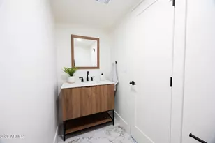 77 E Missouri Ave, Phoenix, AZ 85012 - Photo 24