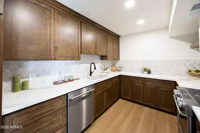 77 E Missouri Avenue #64, Phoenix, AZ 85012 - Photo 28