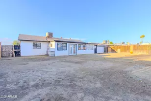 7139 W Wilshire Dr, Phoenix, AZ 85035 - Photo 20