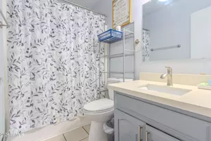 7139 W Wilshire Dr, Phoenix, AZ 85035 - Photo 12