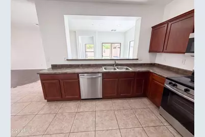 934 E Overlin Lane, Avondale, AZ 85323 - Photo 10