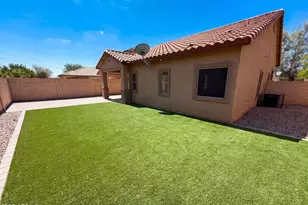 934 E Overlin Ln, Avondale, AZ 85323 - Photo 6