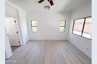 934 E Overlin Lane, Avondale, AZ 85323 - Photo 4