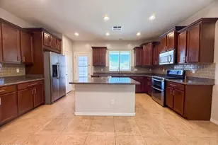 875 W Ayrshire Trail, San Tan Valley, AZ 85143 - Photo 2