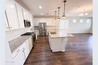 10066 W Cashman Drive, Peoria, AZ 85383 - Photo 2