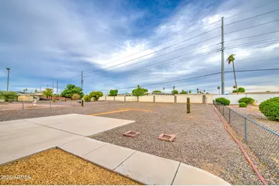 10355 W Caron Drive, Sun City, AZ 85351 - Photo 34
