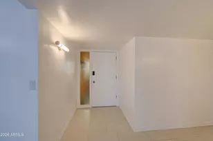 10355 W Caron Dr, Sun City, AZ 85351 - Photo 6