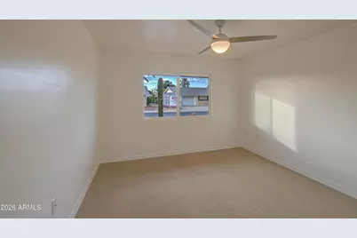 10355 W Caron Drive, Sun City, AZ 85351 - Photo 28