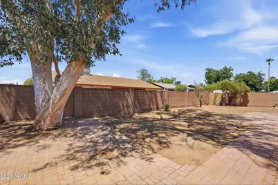 4062 W Christy Drive, Phoenix, AZ 85029 - Photo 36