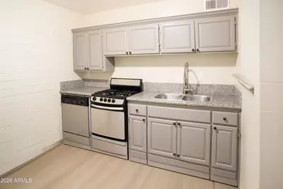802 W Maryland Avenue #802C, Phoenix, AZ 85013 - Photo 1