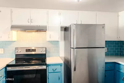 6528 N 17th Avenue #Apt 5, Phoenix, AZ 85015 - Photo 2