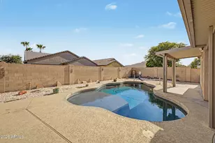 11819 W Villa Chula Ln, Sun City, AZ 85373 - Photo 32