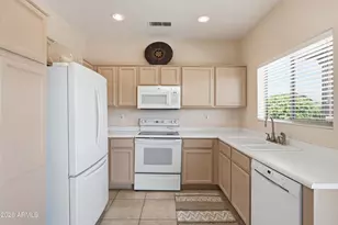 16295 W Mountain Pass Dr, Surprise, AZ 85374 - Photo 8