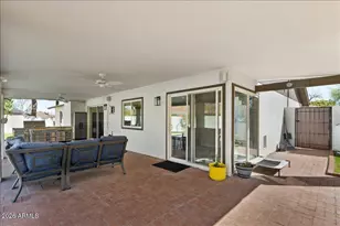 2318 E Yucca St, Phoenix, AZ 85028 - Photo 40