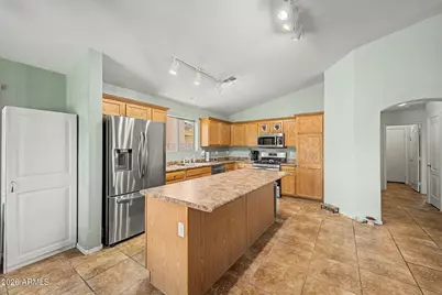 14865 N 139th Lane, Surprise, AZ 85379 - Photo 10