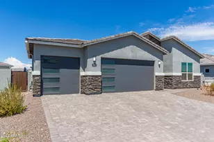 10472 W Adam Ave, Peoria, AZ 85382 - Photo 2