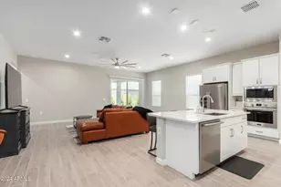 10472 W Adam Ave, Peoria, AZ 85382 - Photo 6