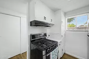 6125 E Indian School Rd, Scottsdale, AZ 85251 - Photo 10